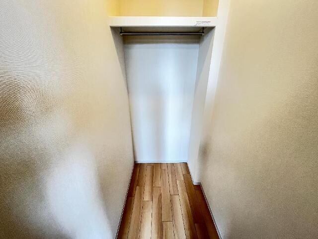 物件内観写真12　(収納)