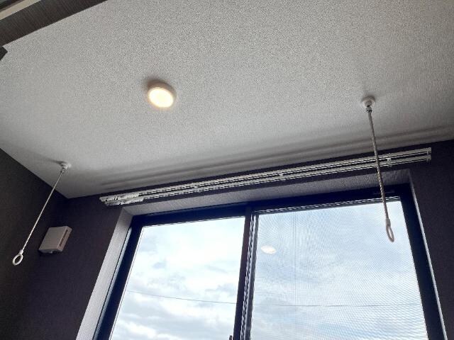 物件内観写真22　(室内物干し)