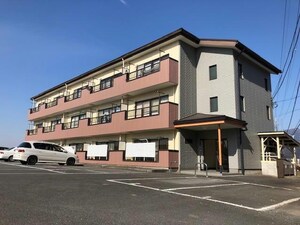 ハイツ新井外観写真