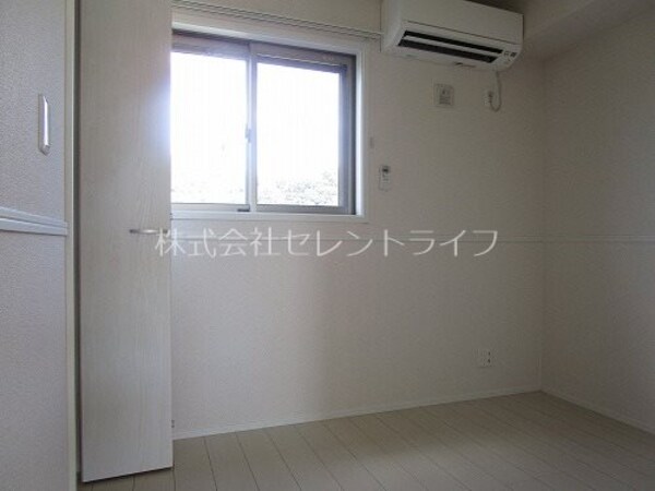 ベッドルーム(洋室（エアコン付）)