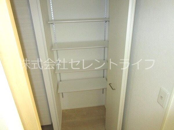 玄関(玄関収納)
