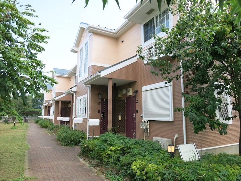 グランパルクAの物件外観写真