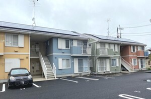 ハイツ中由A棟外観写真