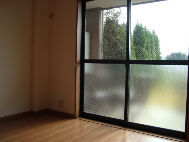 物件内観写真24　(洋室)