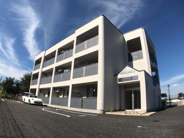 物件外観写真1　(外観写真（昼）)