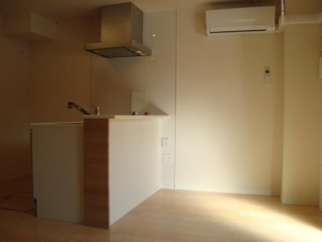 物件内観写真16　(リビング)