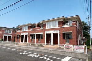 メルヴェールナカムラ参番館外観写真
