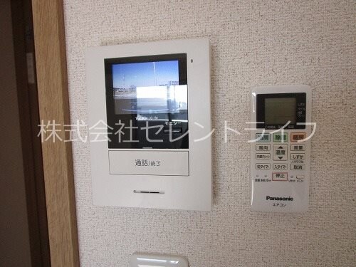 物件内観写真12　(TVモニター付きドアホン)