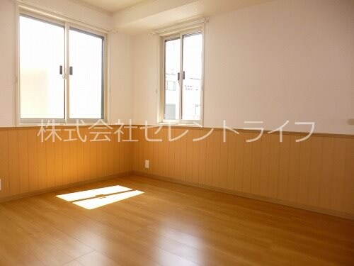 物件内観写真15　(洋室)
