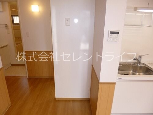 物件内観写真36　(冷蔵庫置き場)