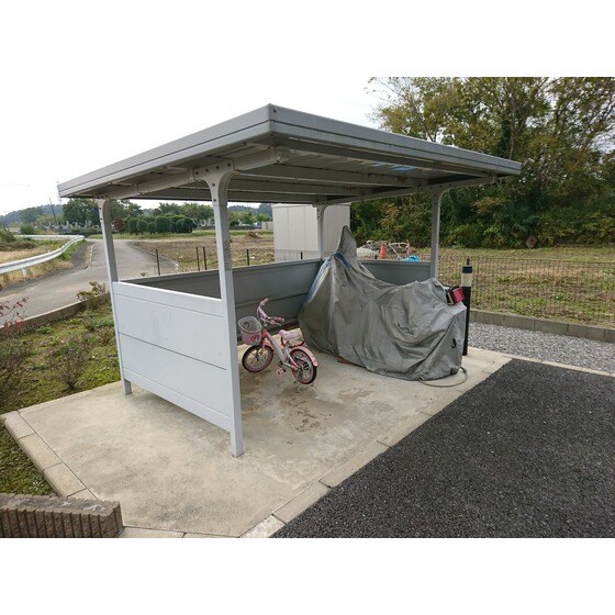 物件内観写真17　(駐輪場)