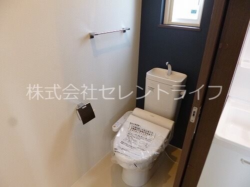 物件内観写真10　(ウォシュレット付きトイレ)