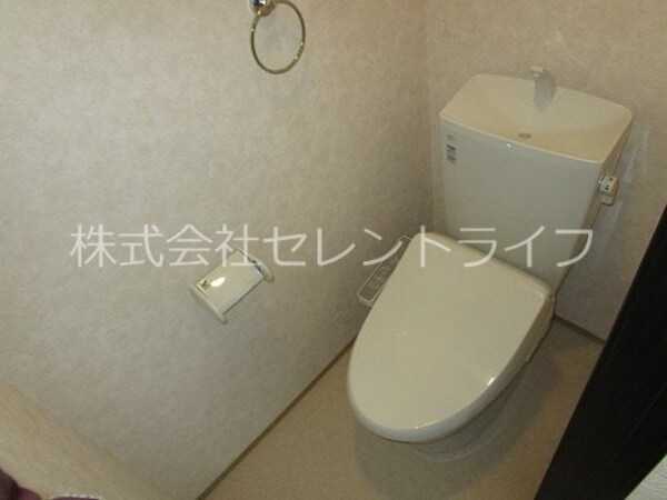 トイレ(温水洗浄暖房便座付トイレ)