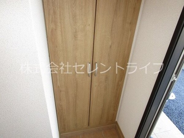 玄関(トールシューズボックス)