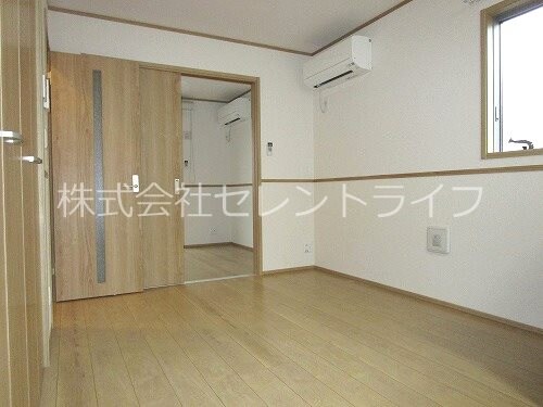 物件内観写真13　(リビング)