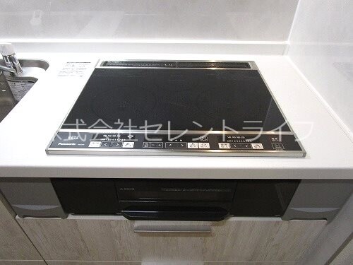 物件内観写真15　(グリル付き3口ＩＨコンロ)