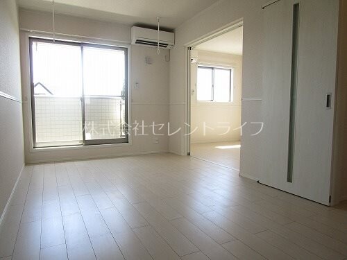 物件内観写真3　(洋室)