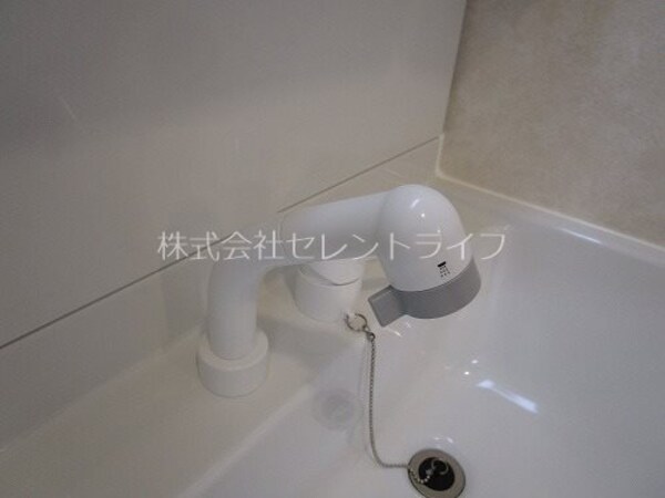 その他設備(洗面台シャワーヘッド)