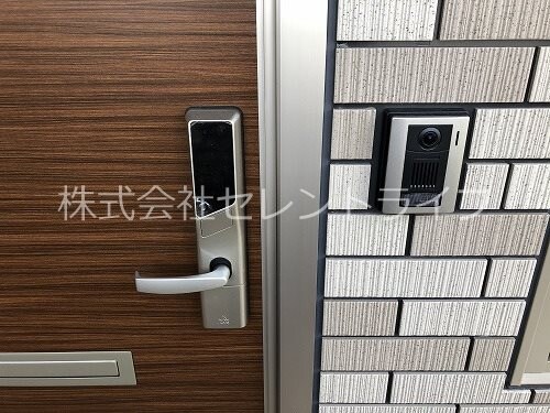 玄関(玄関錠：電子キー)