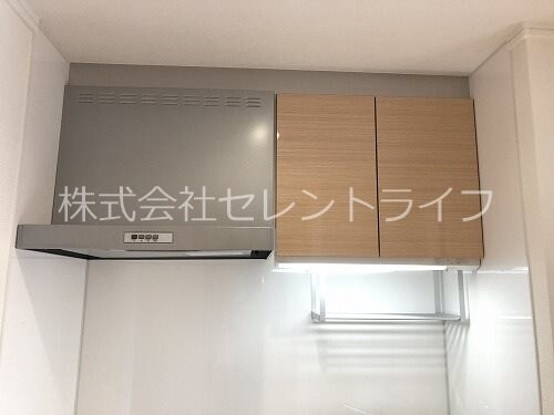 キッチン(キッチン上部吊戸棚付き)