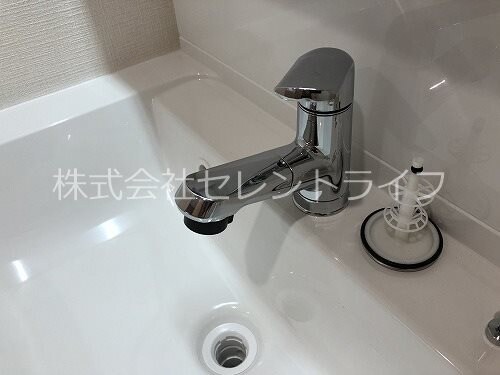 その他設備(洗面化粧台シャワーヘッド)