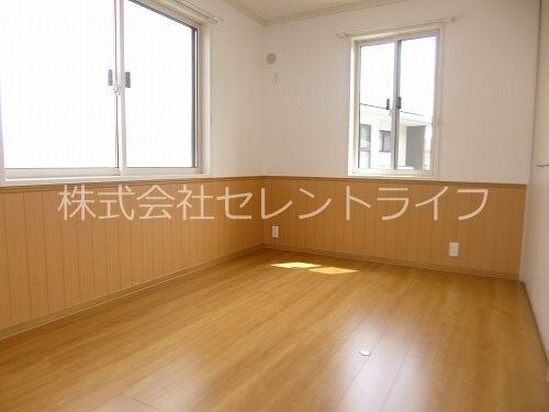 物件内観写真7　(洋室)