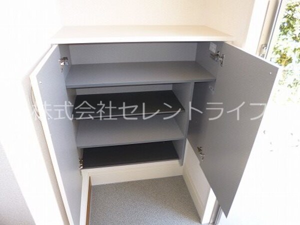 玄関(シューズボックス　中身)