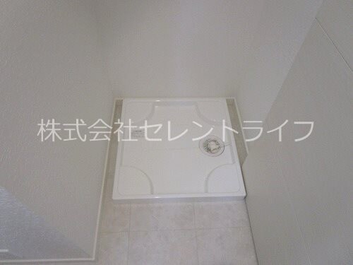 物件内観写真24　(洗濯機置き場)