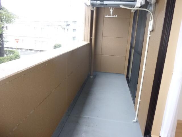 物件内観写真17　(ベランダ)