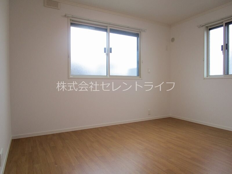 物件内観写真6　(洋室)