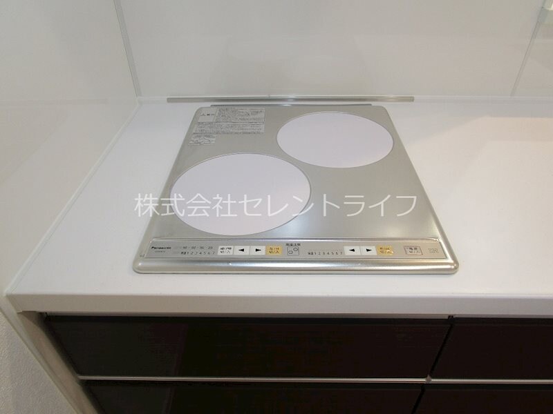 物件内観写真12　(2口ＩＨクッキングヒーター)