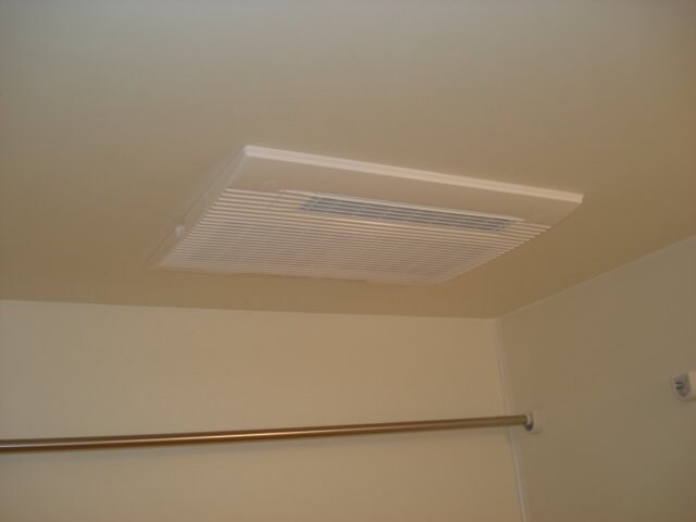 物件内観写真13　(浴室乾燥機)