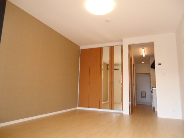 物件内観写真16　(洋室)