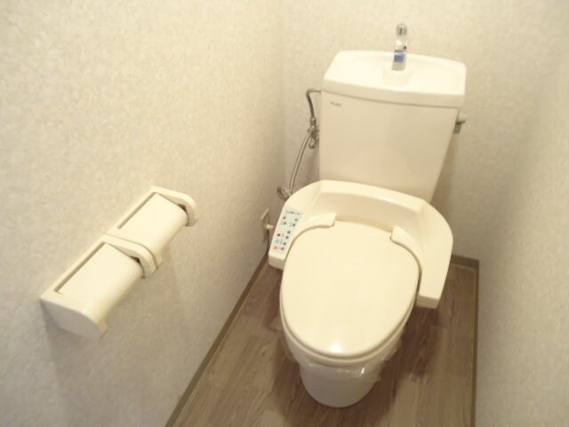 物件内観写真11　(トイレ)