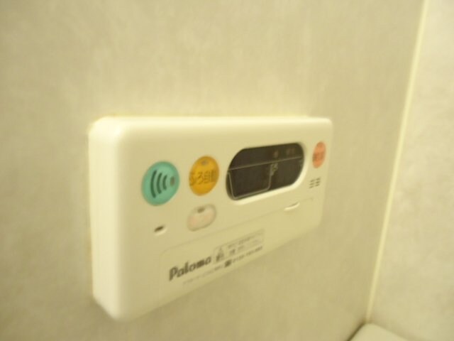 物件内観写真23　(追い焚き)