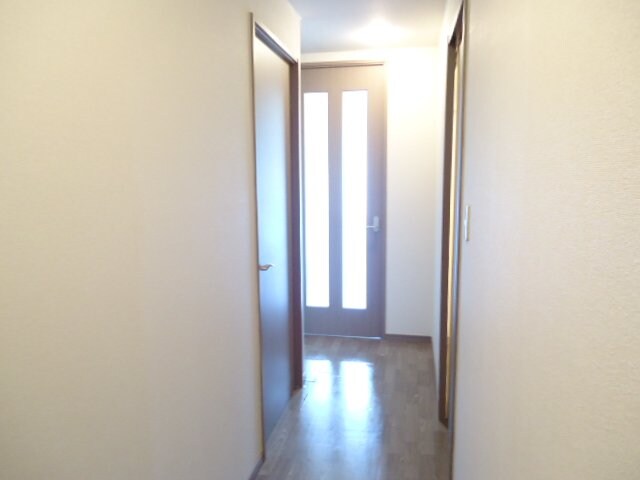 物件内観写真25　(廊下)