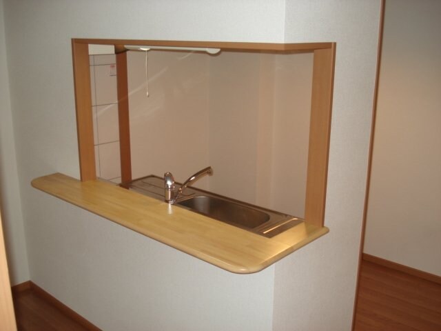 物件内観写真5　(カウンターキッチン)