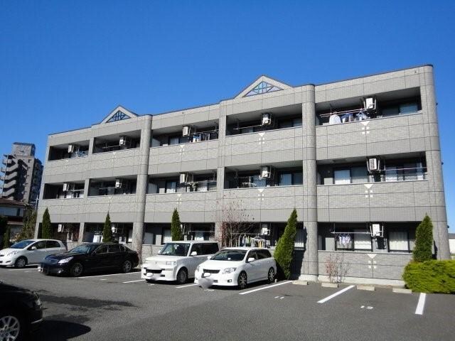 物件外観写真3　(外観写真（昼）)