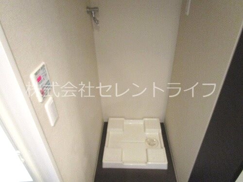 物件内観写真30　(洗濯機置き場)