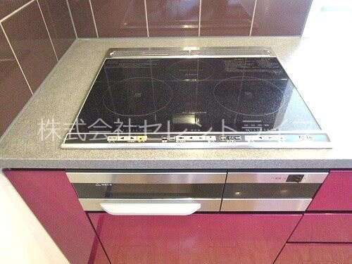 物件内観写真35　(グリル付き3口ＩＨコンロ)