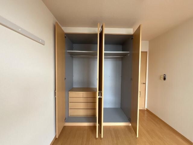 物件内観写真22　(クローゼット)