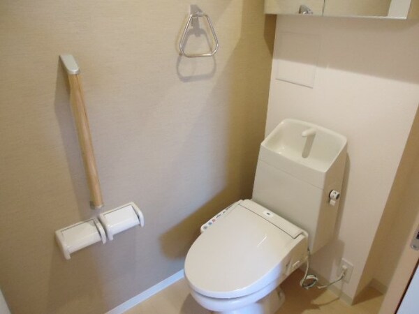トイレ(ウォシュレットトイレ)