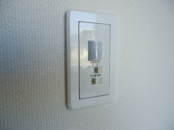 その他設備(照明センサー)