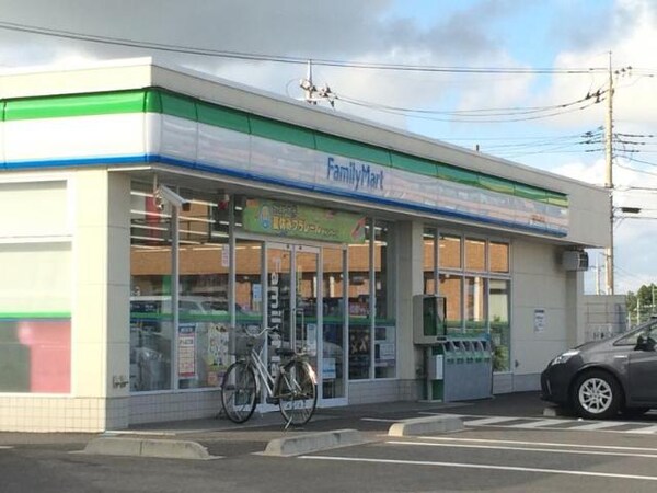 その他(ファミリーマート土浦摩利山新田店まで331ｍ)