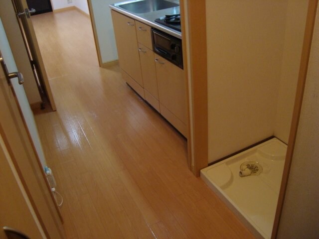 物件内観写真21　(廊下)