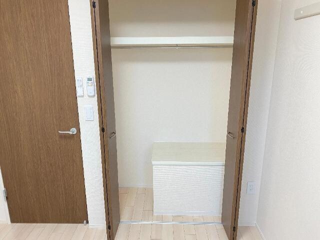 物件内観写真13　(収納)