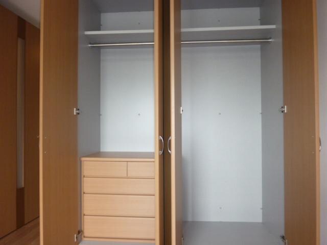 物件内観写真11　(クローゼット)