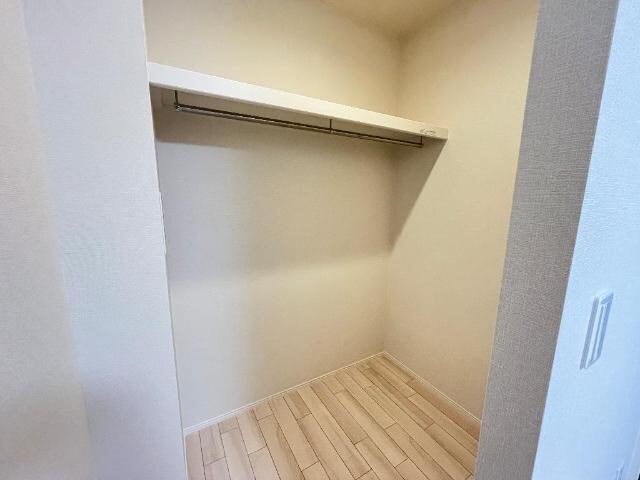物件内観写真13　(収納)