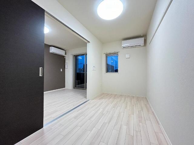 物件内観写真14　(室内)