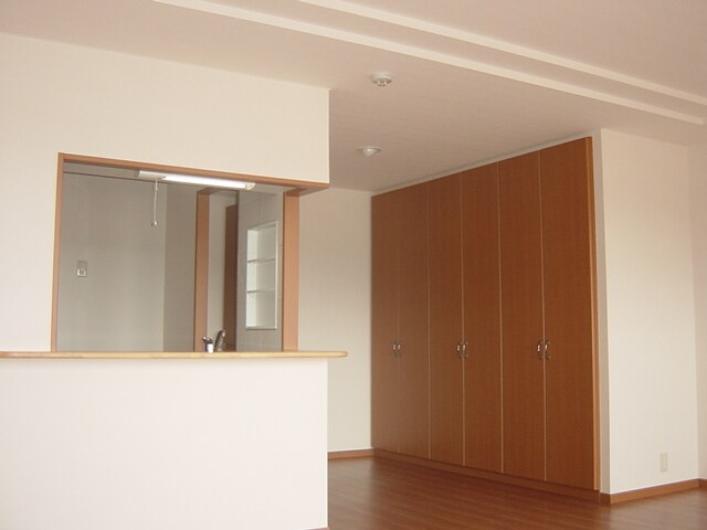 物件内観写真16　(リビング)